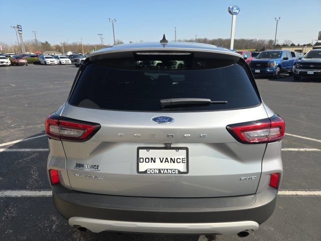 Certified 2023 Ford Escape Active AWD/4WD image 35