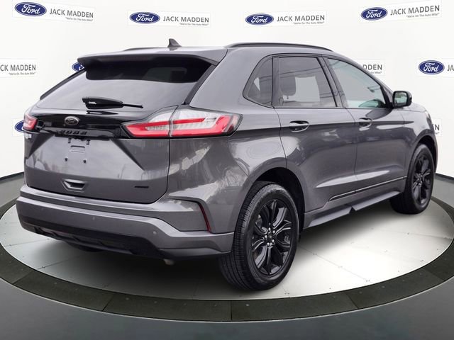 Certified 2022 Ford Edge SE w/ Black Appearance Package image 4