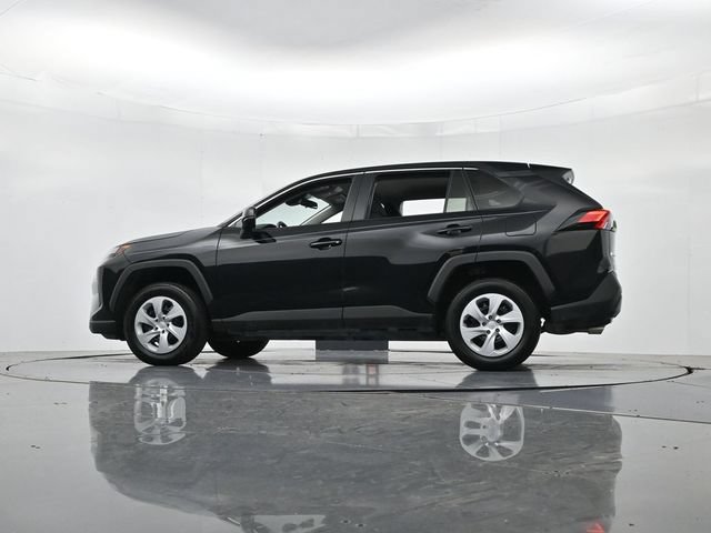 Used 2025 Toyota RAV4 LE FWD image 38