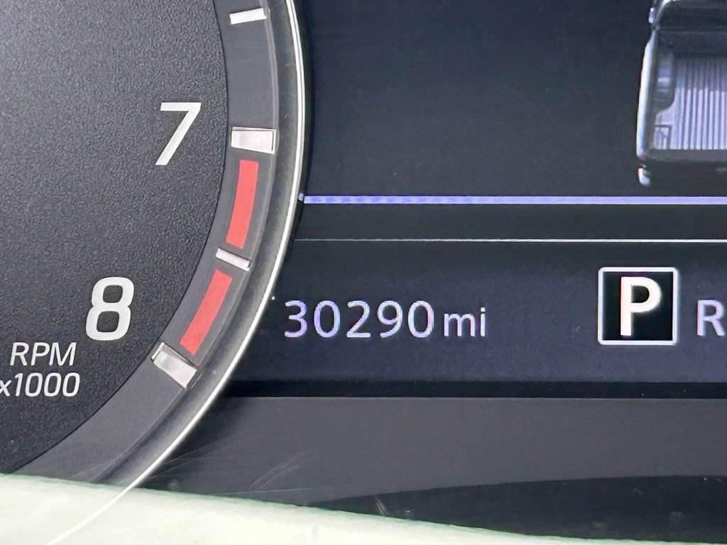 Used 2022 Nissan Frontier SV RWD image 38