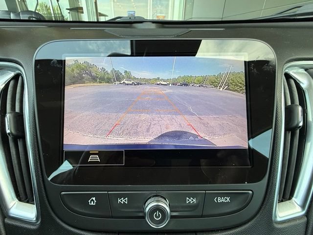 Used 2024 Chevrolet Malibu LT FWD image 30