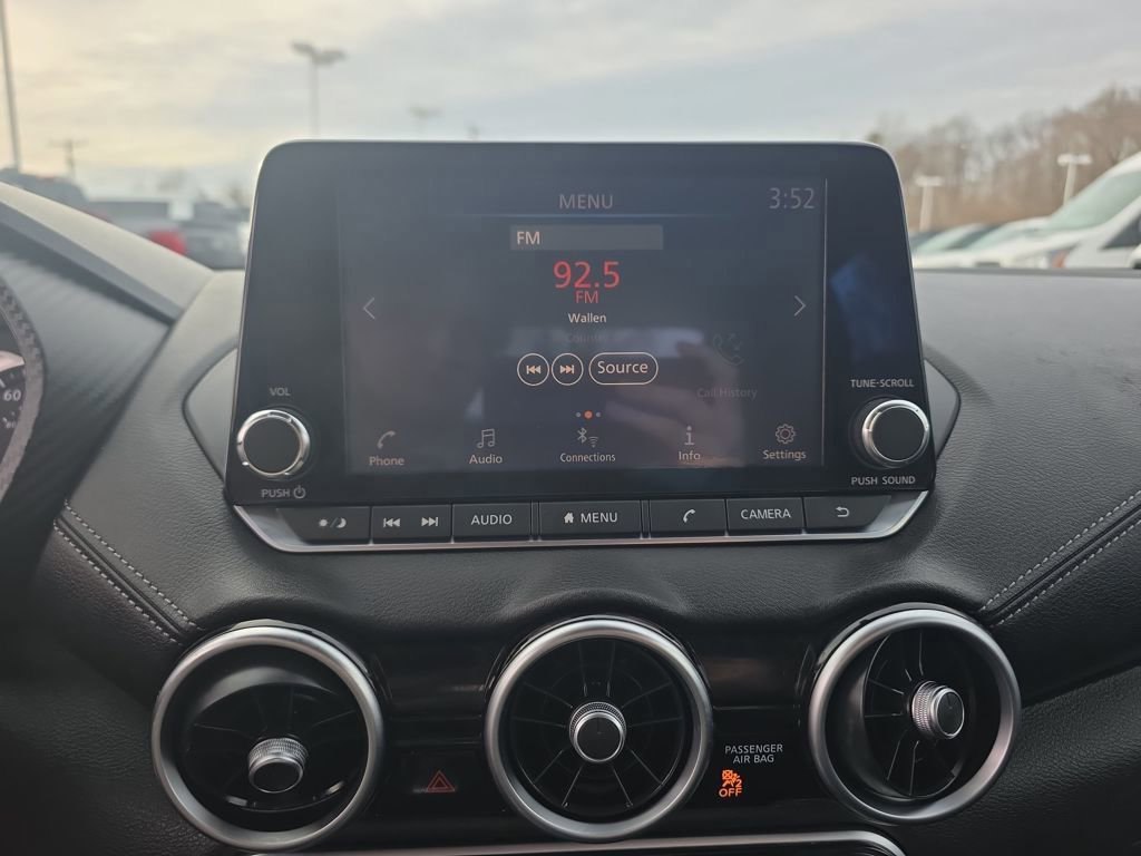 Used 2020 Nissan Sentra SV image 30