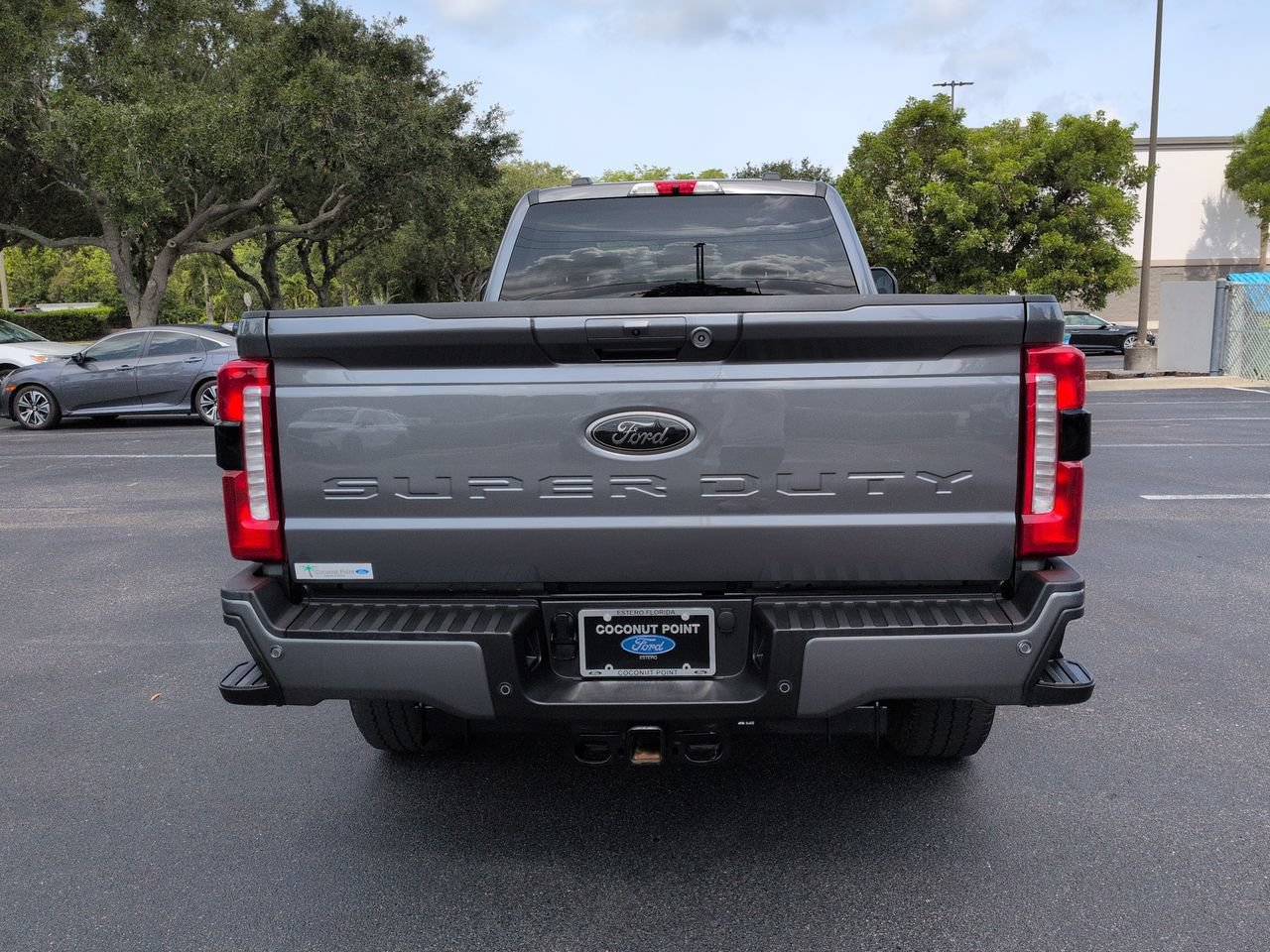 Certified 2025 Ford F350 XLT w/ Black Appearance Package AWD/4WD image 5