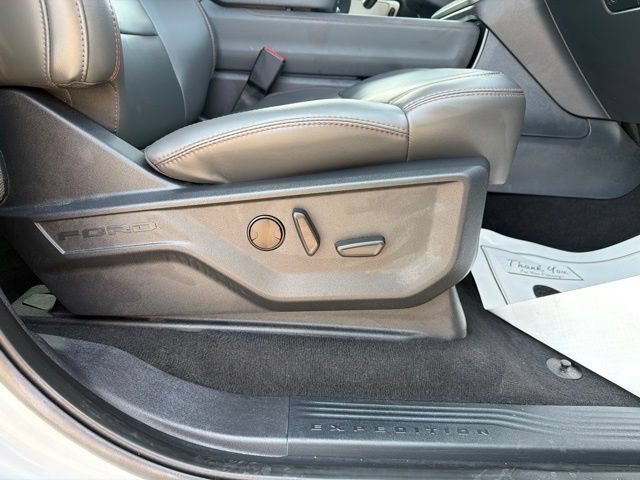 Certified 2025 Ford Expedition Active RWD image 50
