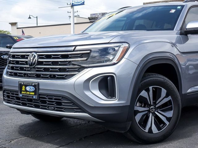 Used 2024 Volkswagen Atlas SE AWD/4WD image 3