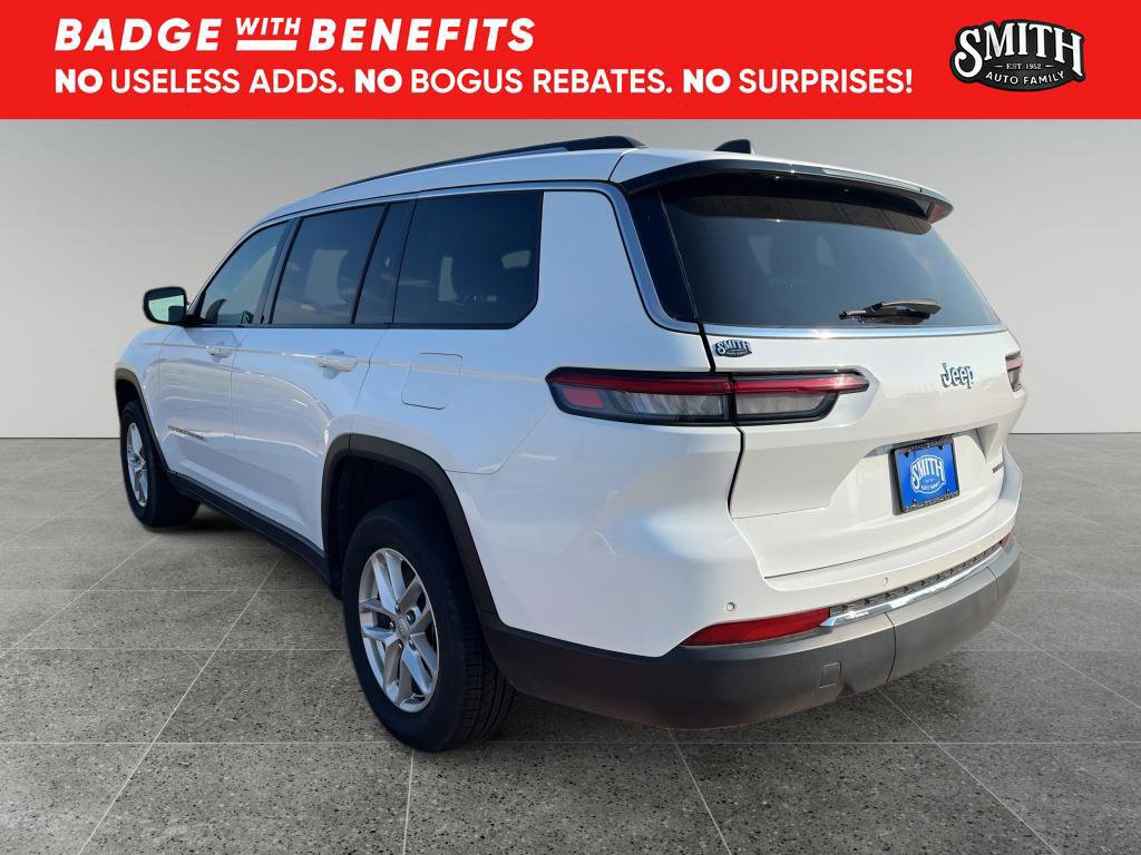 Used 2023 Jeep Grand Cherokee L Laredo image 3