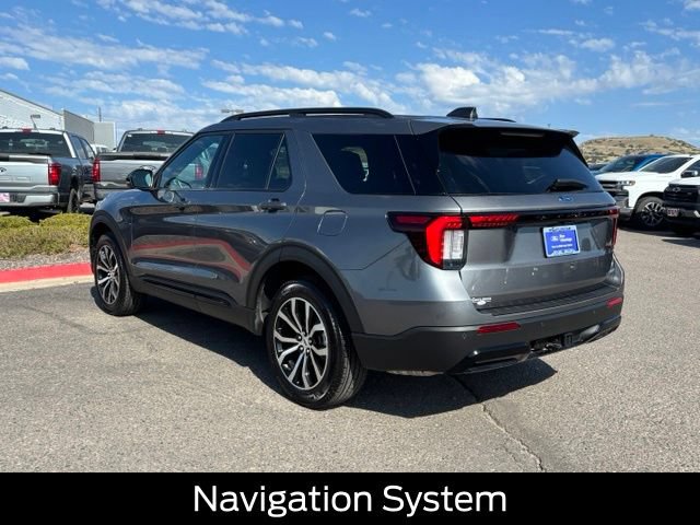Certified 2025 Ford Explorer ST-Line AWD/4WD image 3