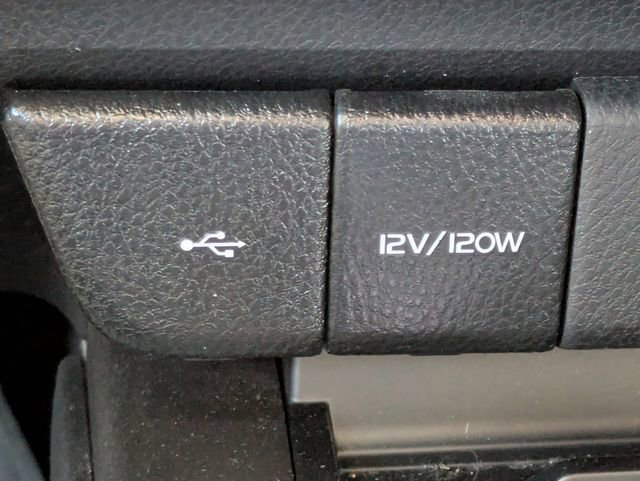 Used 2024 Toyota Camry SE w/ Convenience Package image 20