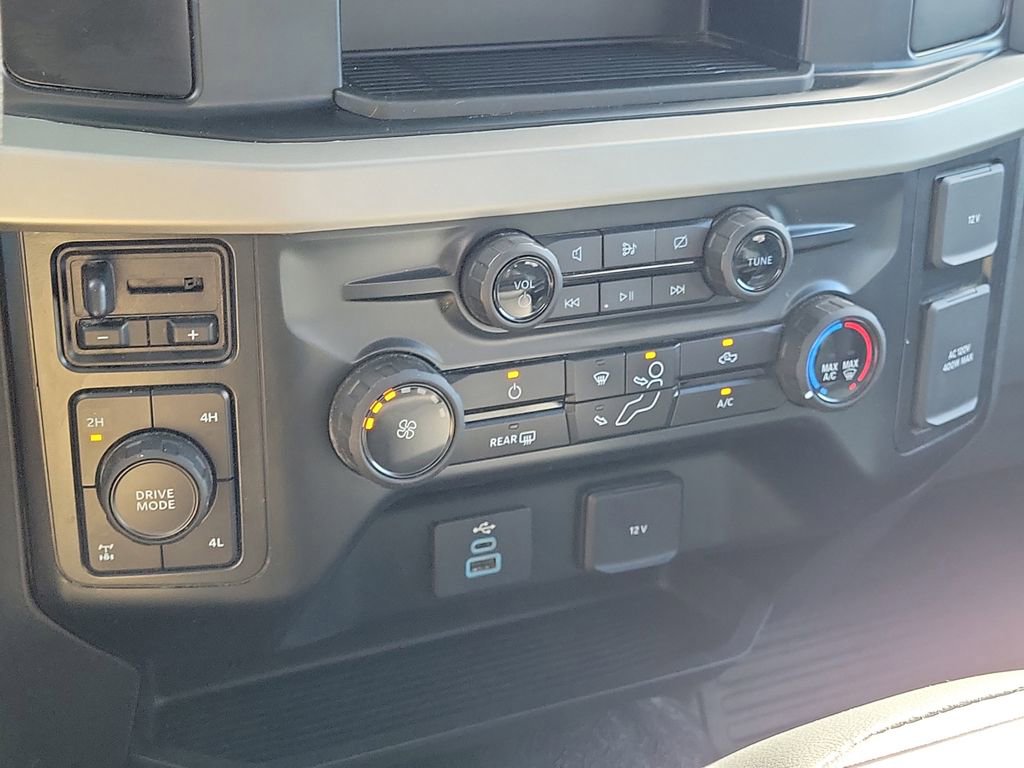 Certified 2024 Ford F250 XL w/ XL Chrome Package AWD/4WD image 29