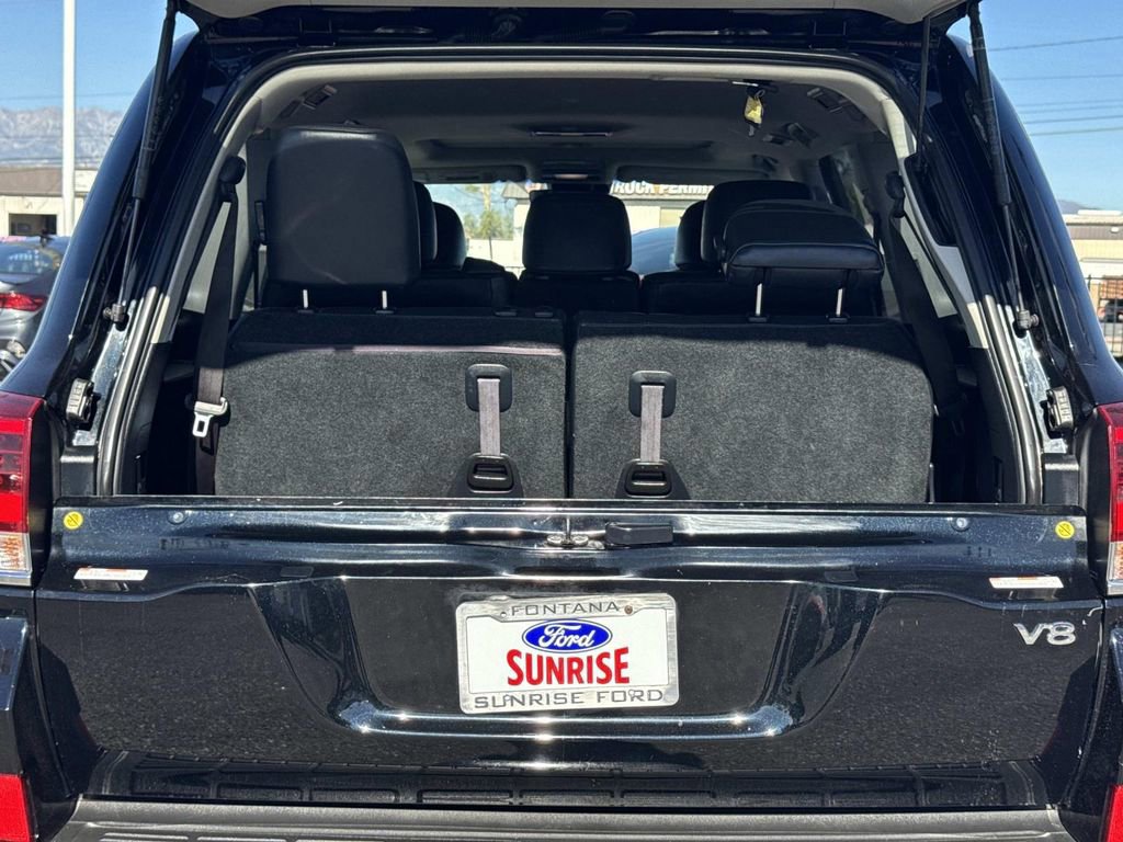 Used 2020 Toyota Land Cruiser w/ Preferred Accessory Package image 26