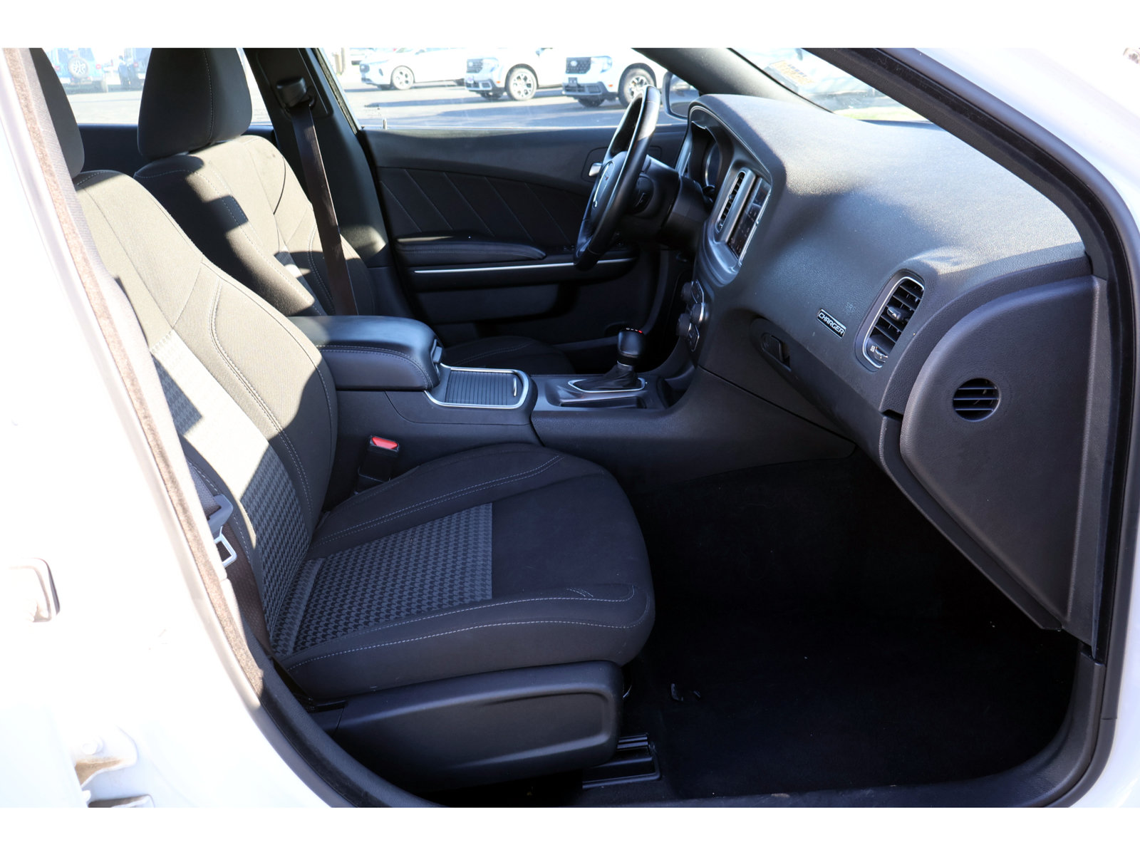 Used 2023 Dodge Charger SXT RWD image 14