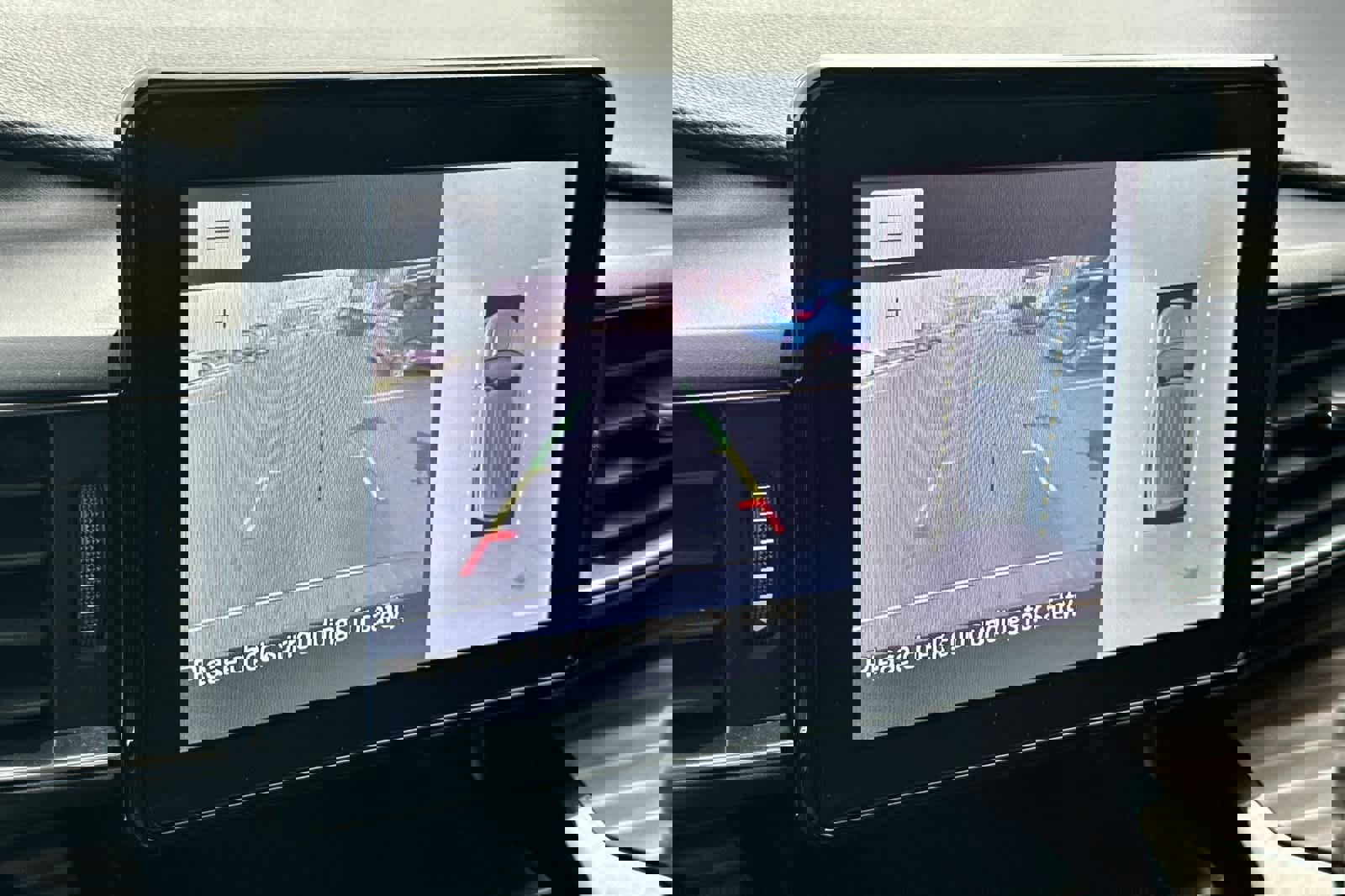 Certified 2022 Ford Explorer Limited w/ Equipment Group 301A image 21