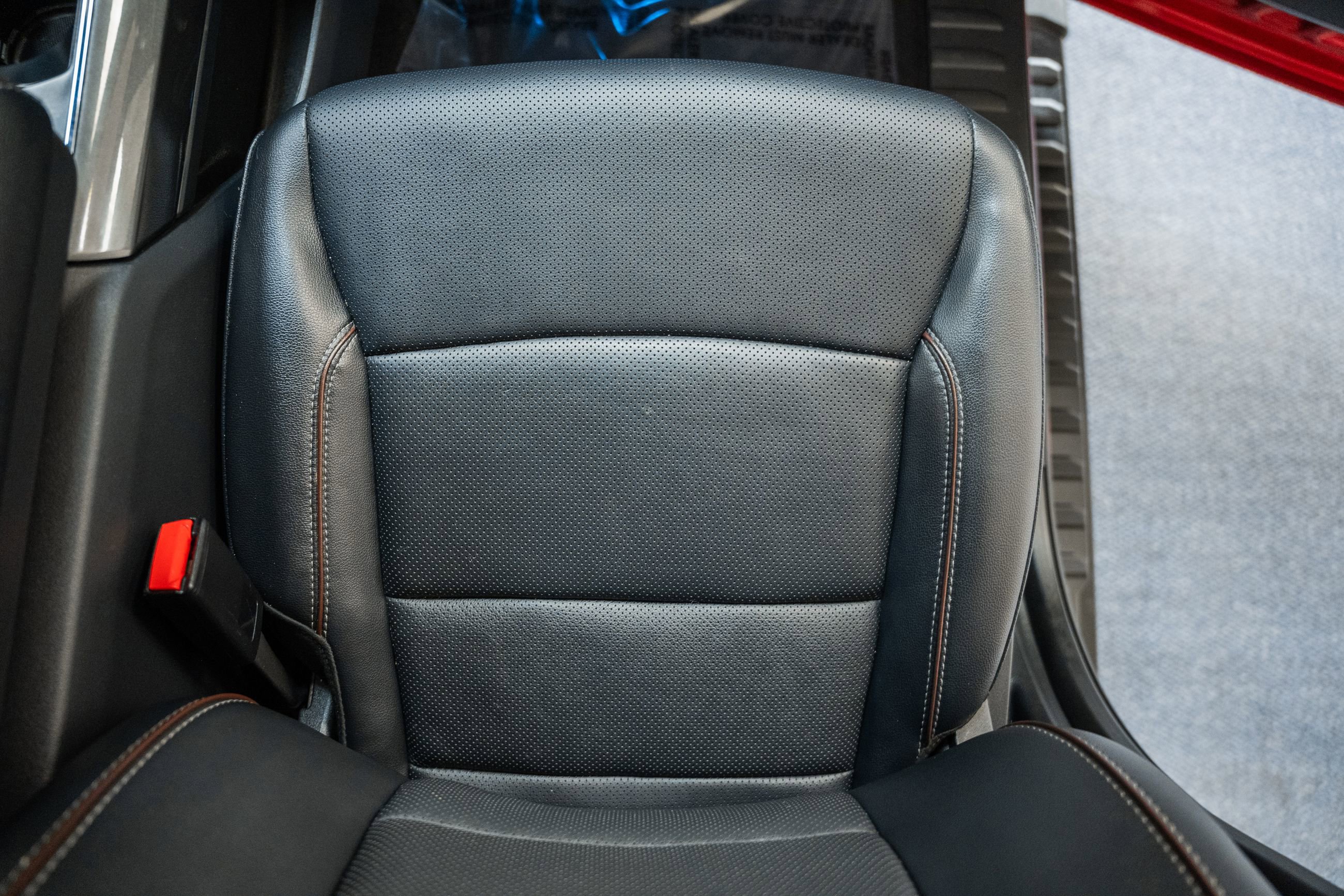 Certified 2023 Ford F150 Lariat w/ Equipment Group 502A High image 38