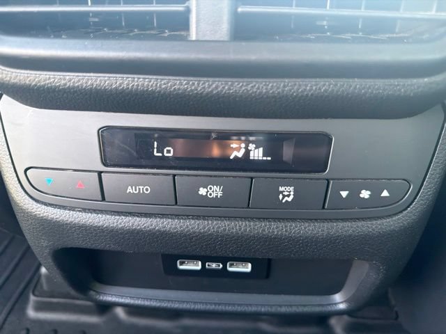 Used 2023 Honda Pilot Touring image 23