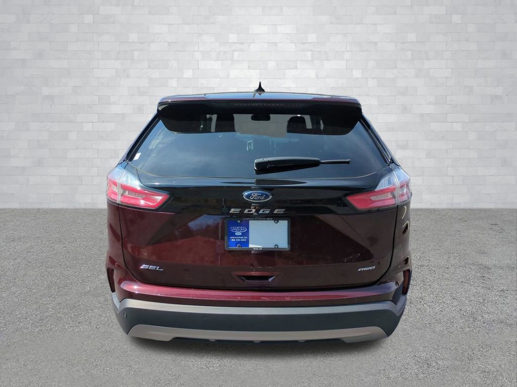 Certified 2024 Ford Edge SEL image 4