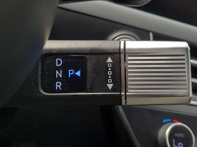 Used 2026 Hyundai Sonata Blue FWD image 27