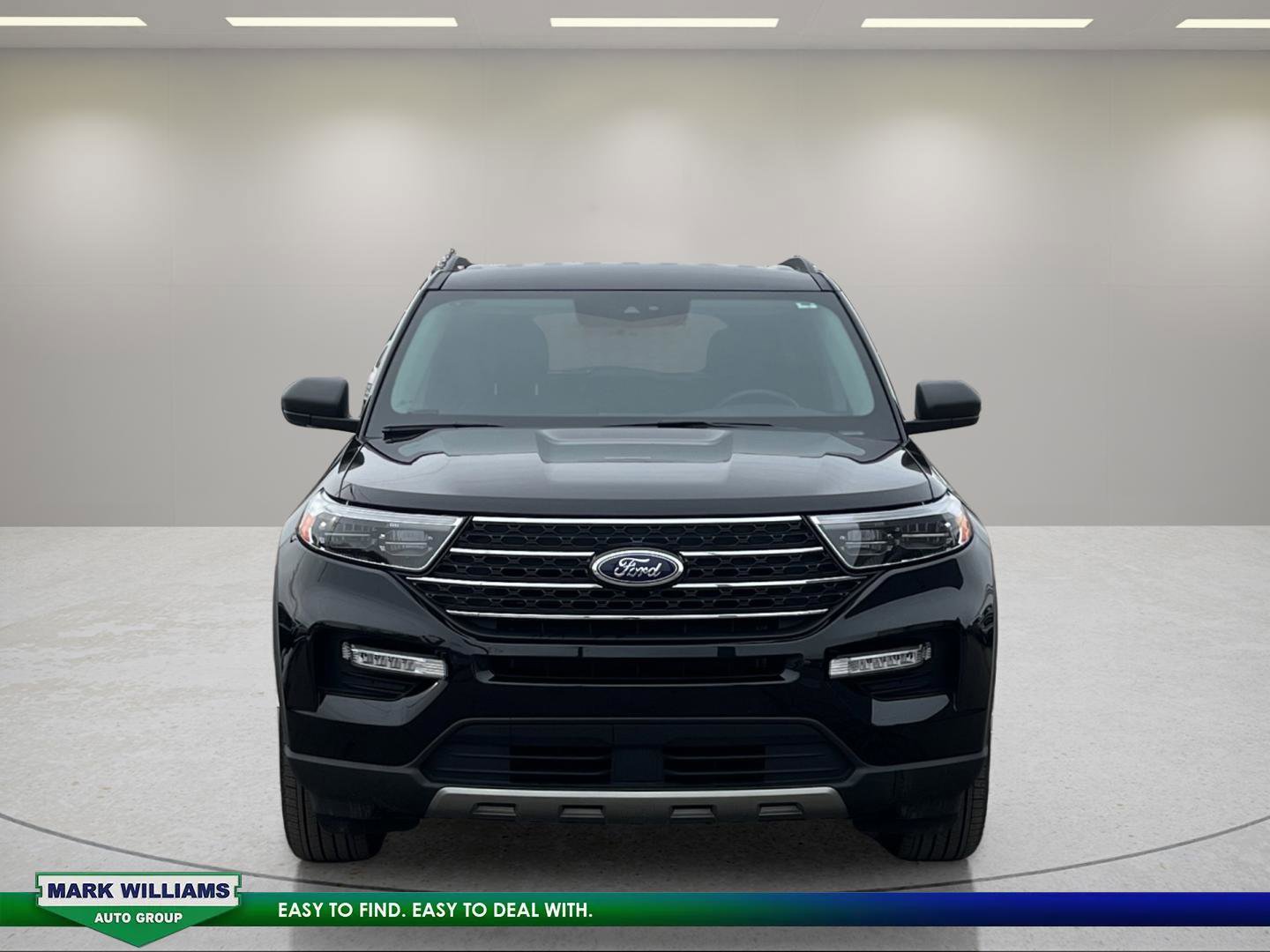 Certified 2023 Ford Explorer XLT w/ Equipment Group 202A image 8