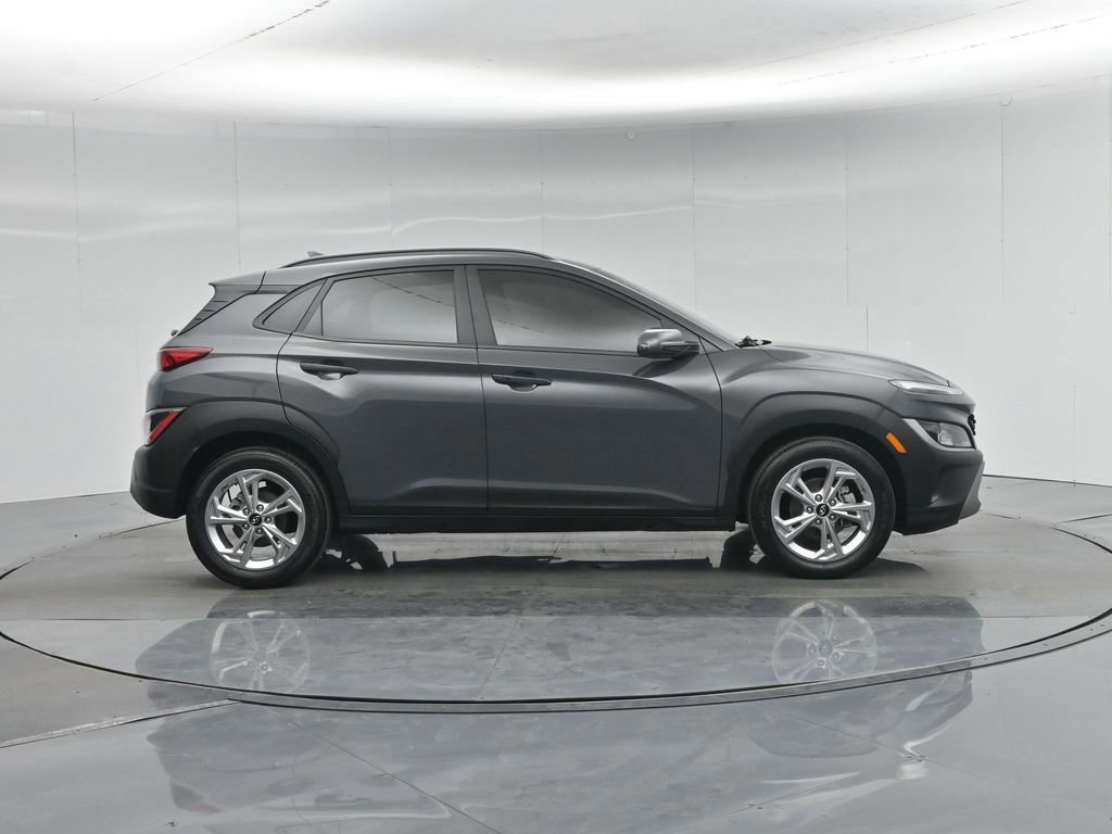 Used 2023 Hyundai Kona SEL image 9