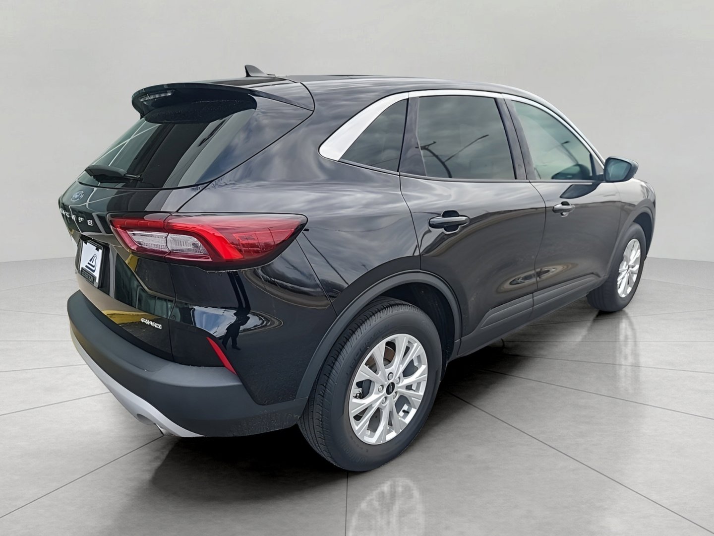 Certified 2023 Ford Escape Active AWD/4WD image 6