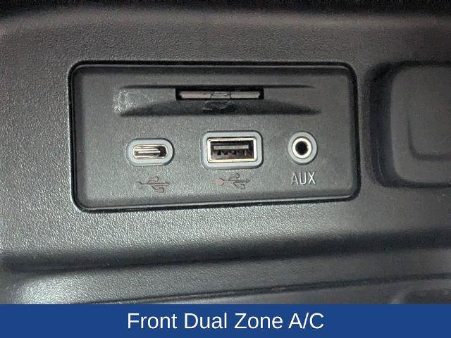 Used 2020 Chevrolet Equinox Premier FWD image 22
