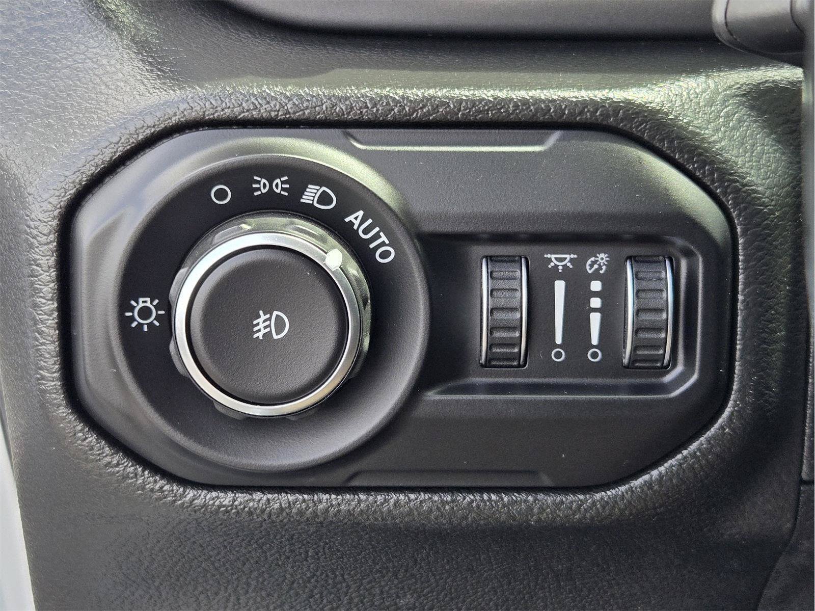 Used 2022 Jeep Wrangler Unlimited Sport AWD/4WD image 20