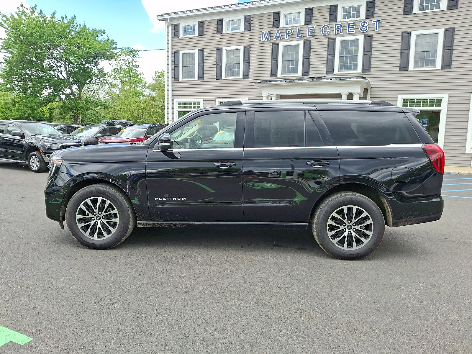 Certified 2025 Ford Expedition Platinum AWD/4WD image 8