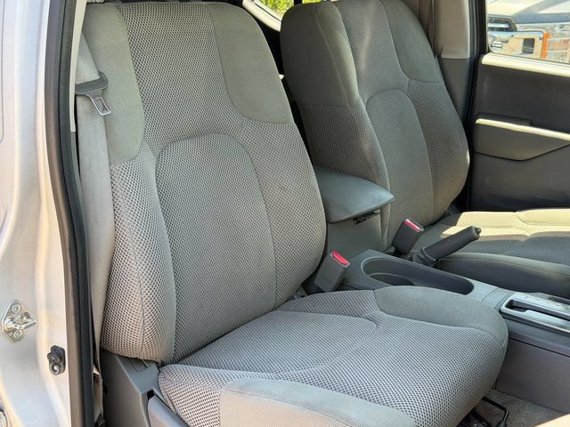 Used 2018 Nissan Frontier SV AWD/4WD image 33