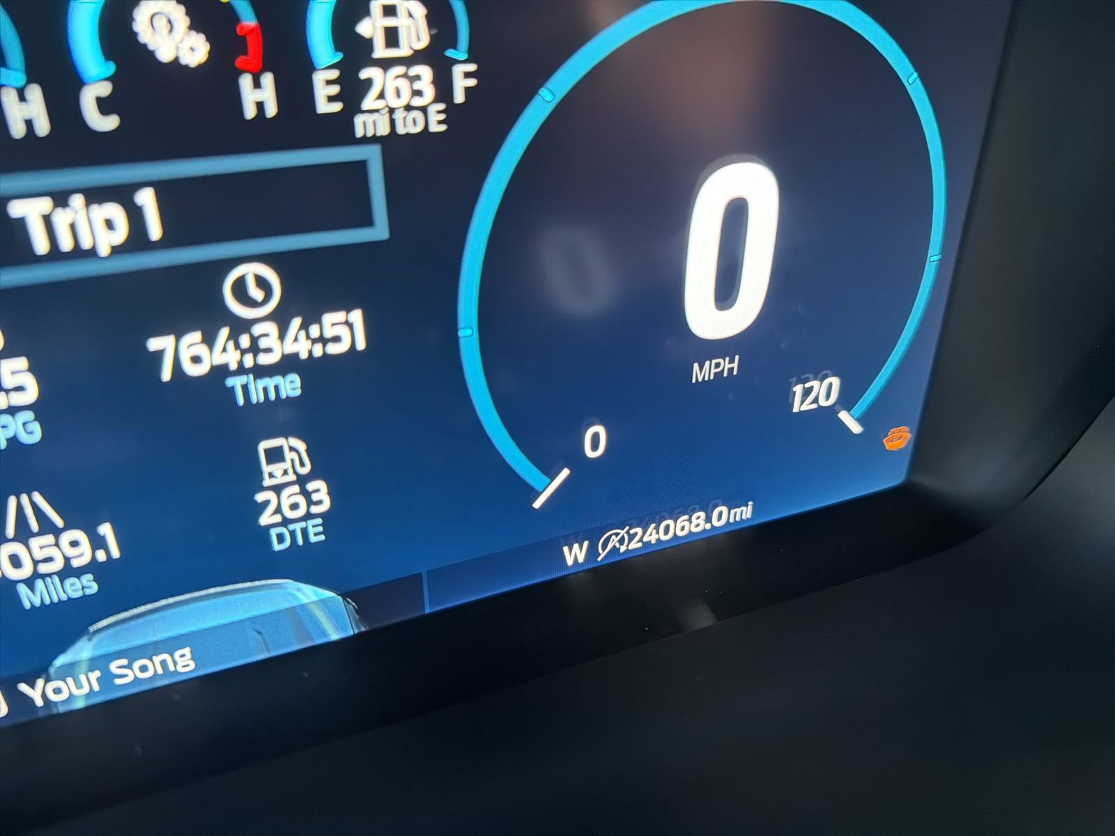 Certified 2021 Ford F150 Platinum w/ Equipment Group 701A High image 17