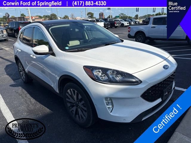 Certified 2020 Ford Escape Titanium w/ Titanium Premium Package 2.0 AWD/4WD image 4