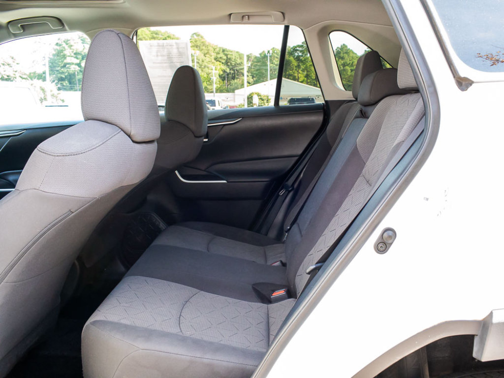 Used 2021 Toyota RAV4 XLE w/ Convenience Package AWD/4WD image 16