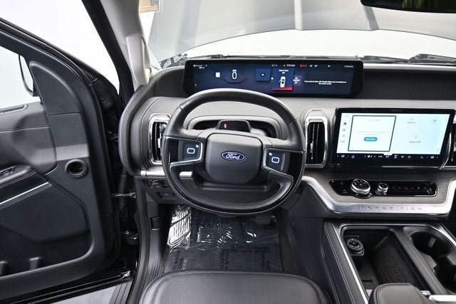 Certified 2025 Ford Expedition Platinum AWD/4WD image 23