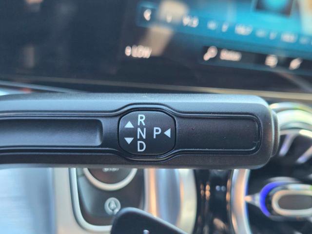 Used 2023 Mercedes-Benz GLB 250 w/ Premium Package image 23