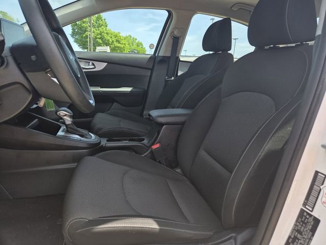 Used 2024 Kia Forte LXS FWD image 13