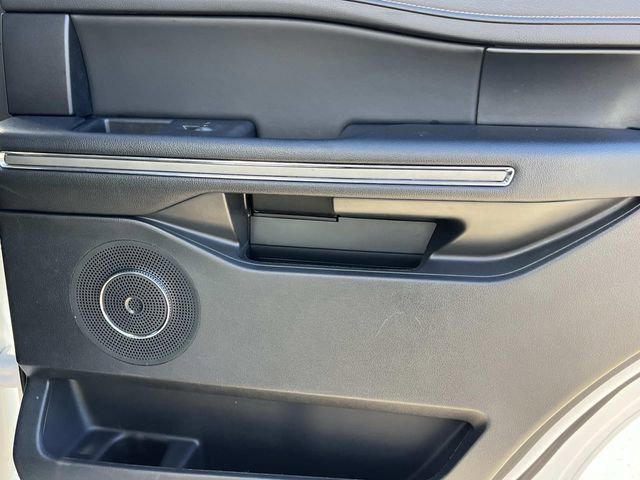 Certified 2023 Ford Expedition XLT image 22