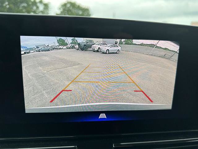 Used 2025 Chevrolet TrailBlazer LT AWD/4WD image 24