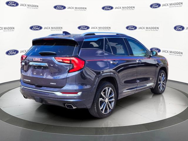 Used 2019 GMC Terrain Denali w/ Advanced Safety Package AWD/4WD image 5