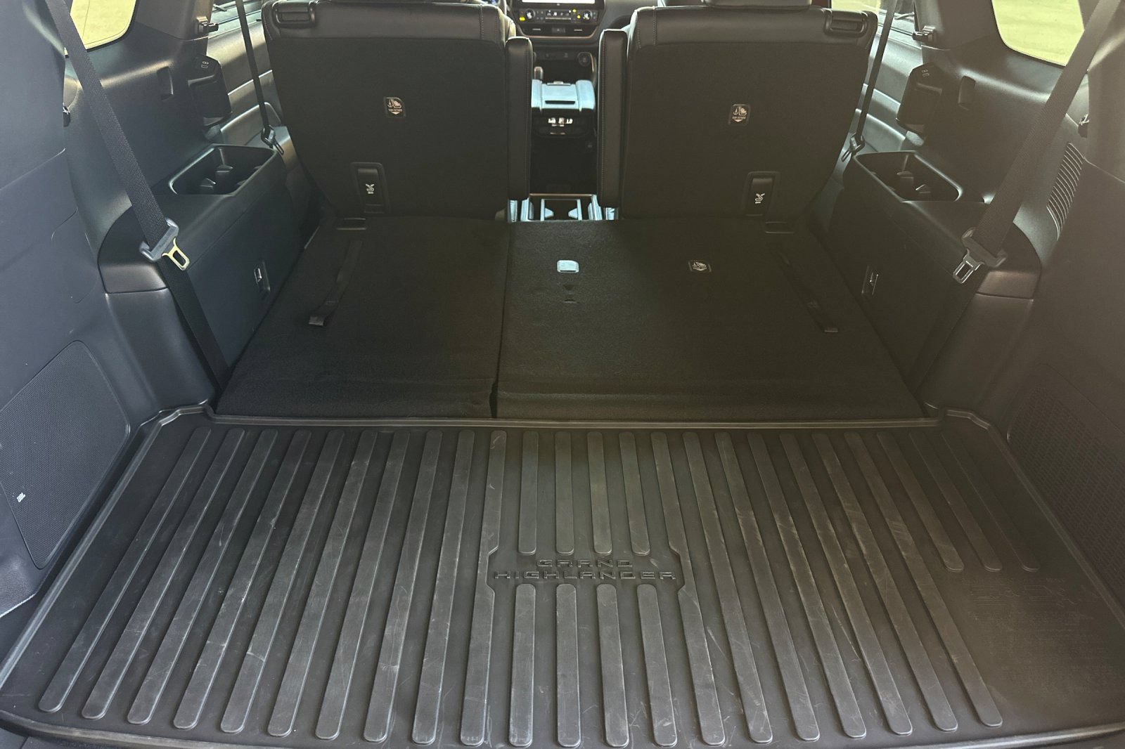 Used 2025 Toyota Grand Highlander AWD Hybrid image 15
