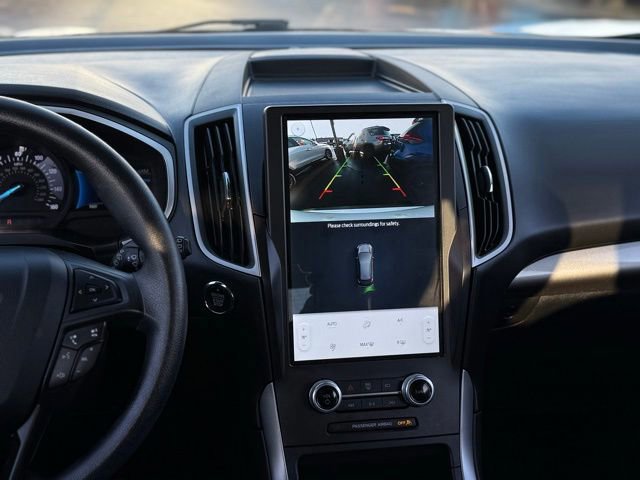 Certified 2021 Ford Edge SE image 16