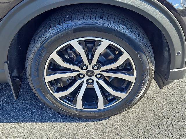 Certified 2021 Ford Explorer ST w/ Equipment Group 401A AWD/4WD image 4