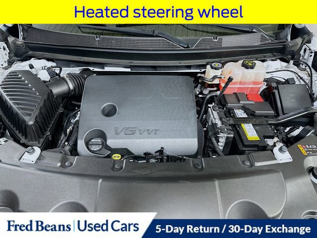 Used 2023 Chevrolet Traverse RS image 40