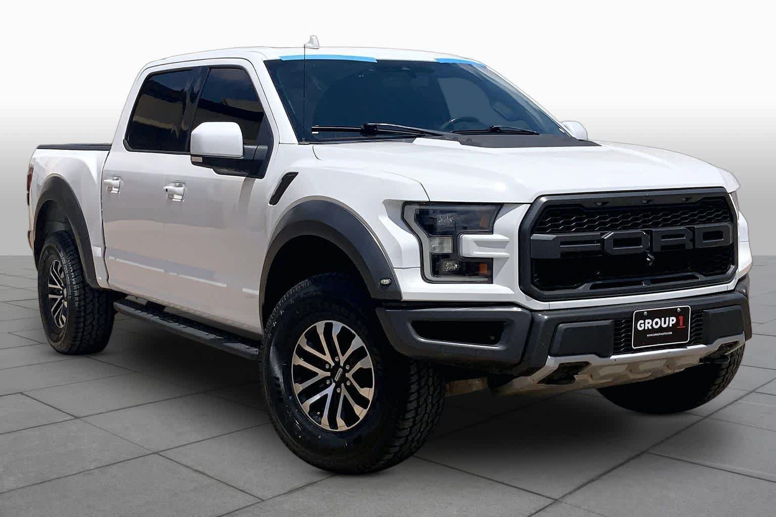 Certified 2019 Ford F150 Raptor w/ Equipment Group 802A Luxury AWD/4WD image 3