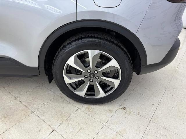 Certified 2023 Ford Escape Platinum image 27