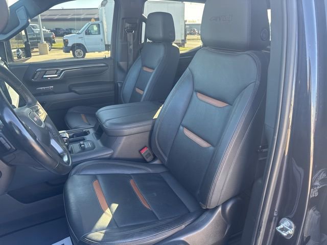 Used 2024 GMC Sierra 1500 AT4 w/ Technology Package AWD/4WD image 14