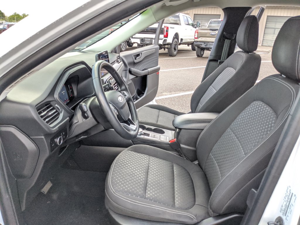 Certified 2023 Ford Escape Active FWD image 15
