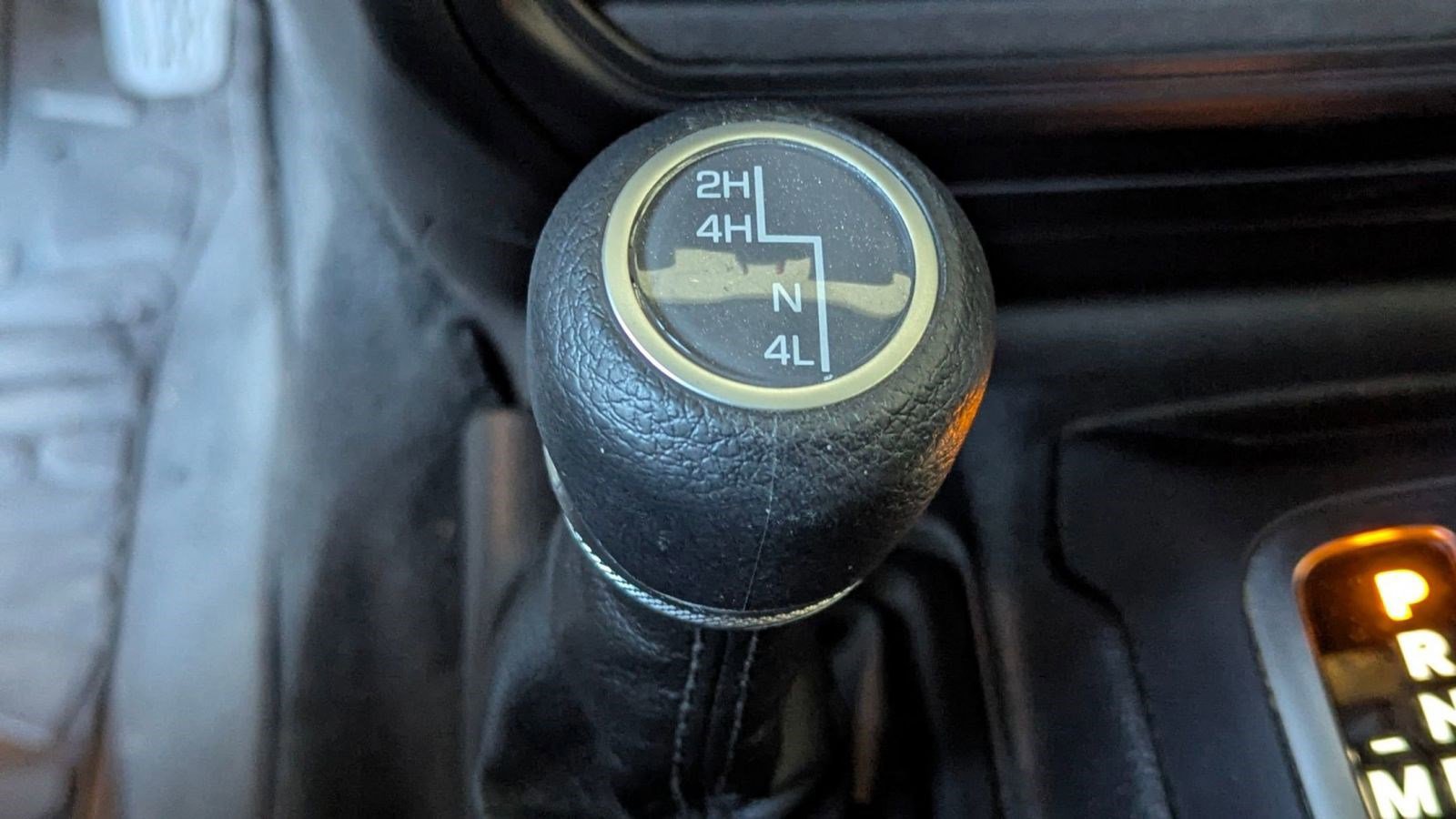 Used 2023 Jeep Gladiator Sport image 16