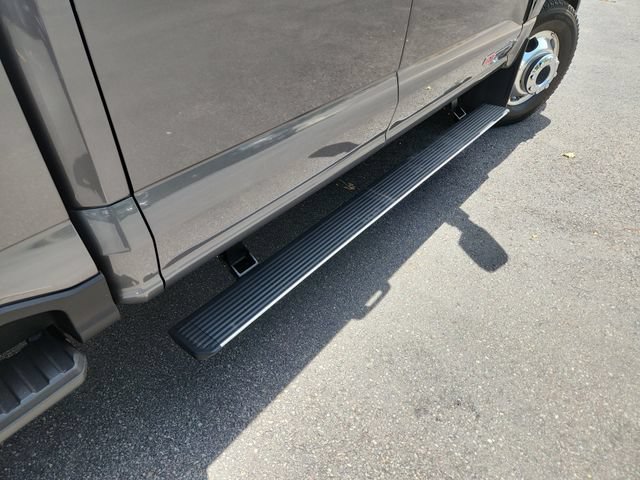 Certified 2025 Ford F350 Platinum AWD/4WD image 13