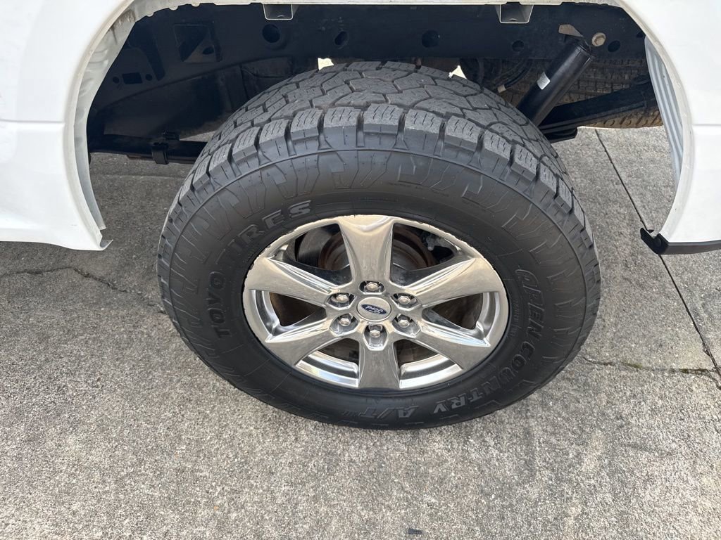 Certified 2018 Ford F150 XLT w/ Equipment Group 301A Mid image 16