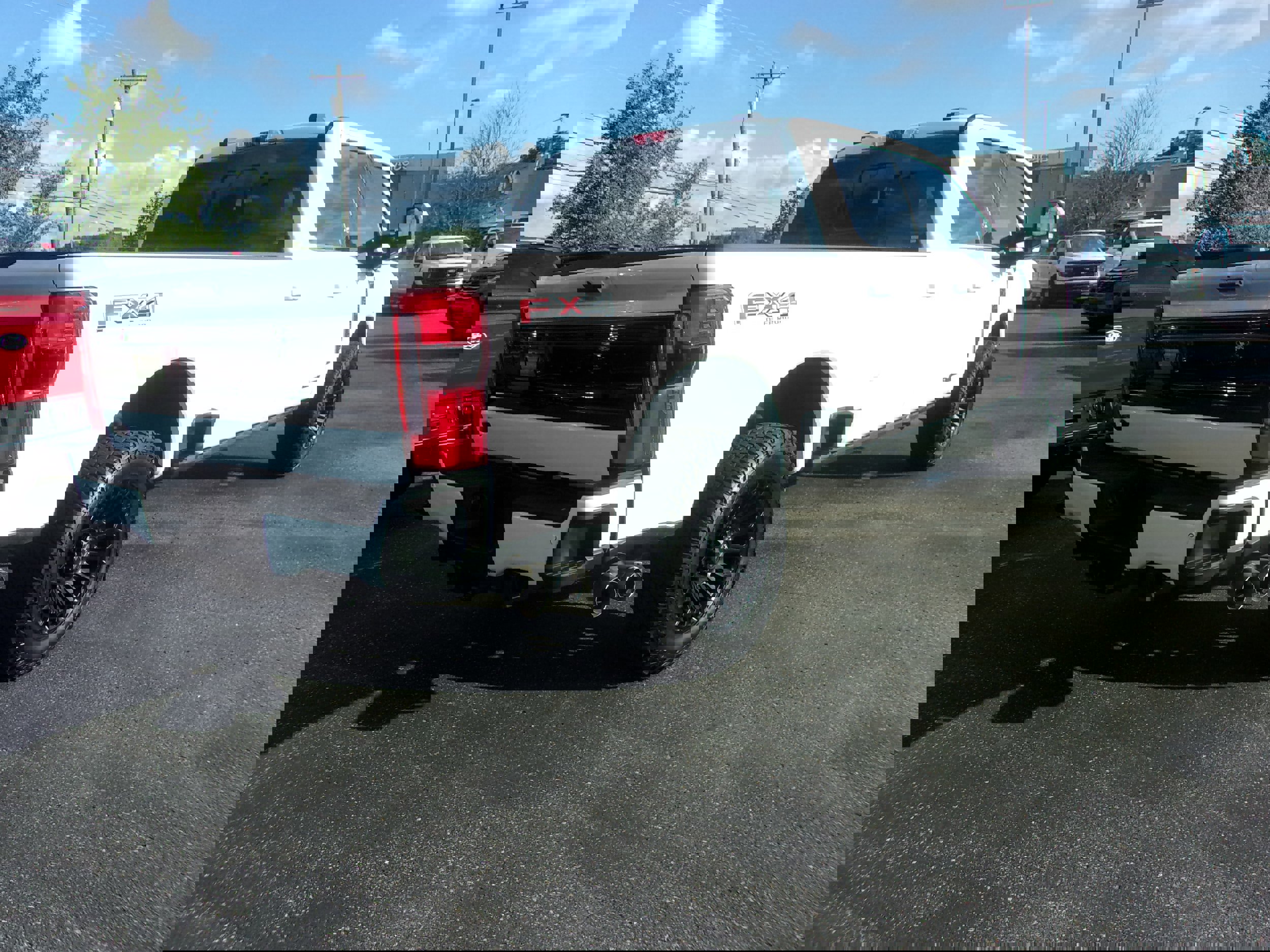 Certified 2024 Ford F250 Platinum image 5