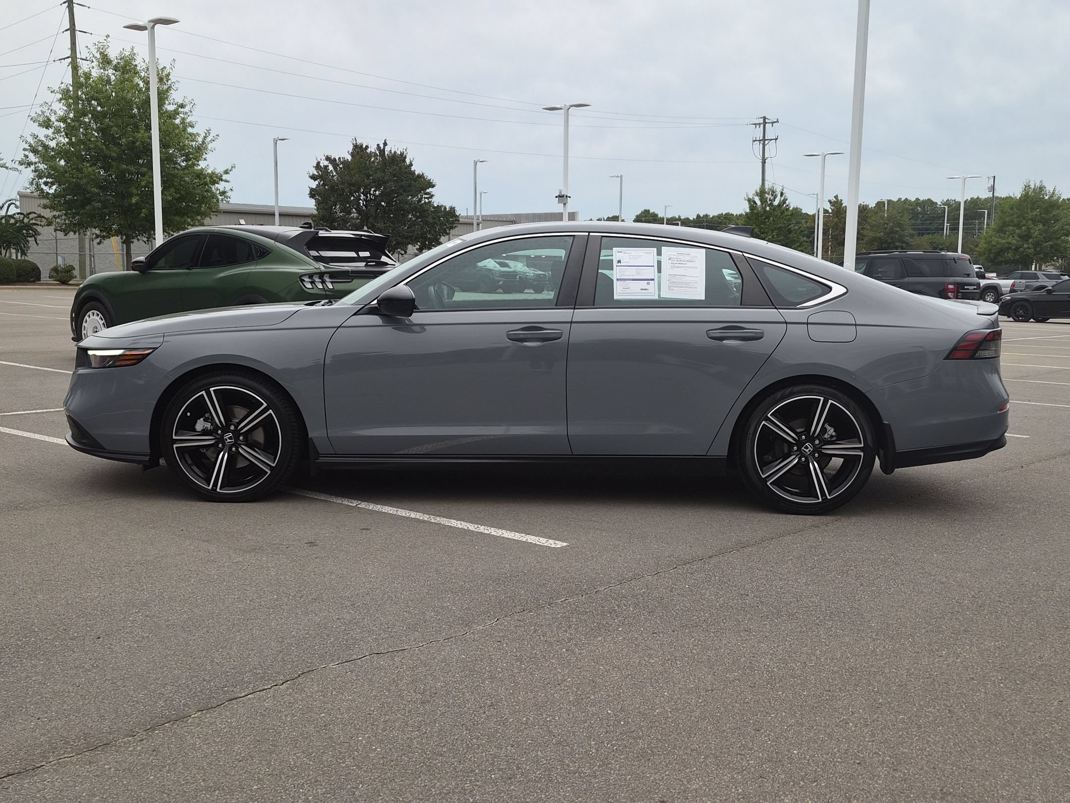 Used 2023 Honda Accord Sport image 7