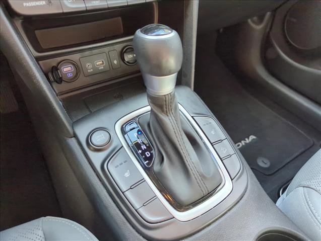 Used 2021 Hyundai Kona Limited image 11